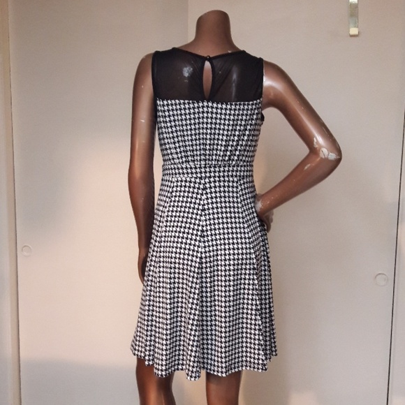 NWOT Fabulous Houndstooth Fit & Flare Dress - Picture 3 of 4